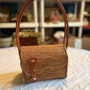 Vintage Brown Woven Handbag